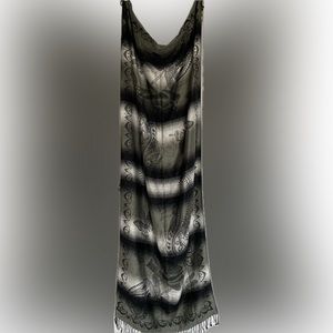 COPY - Black, grey and white scarf